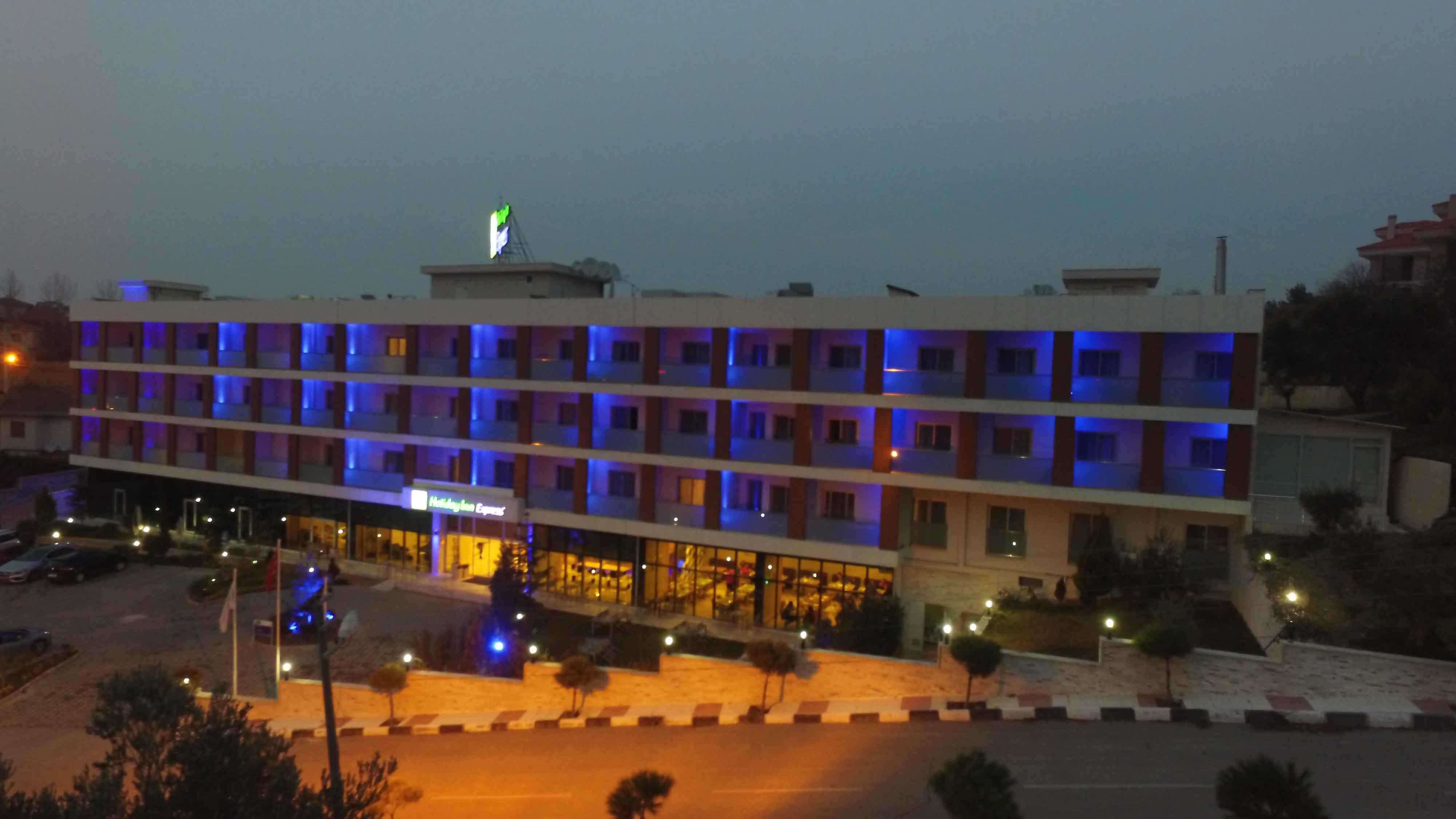 Holiday Inn Express Manisa-West By Ihg Extérieur photo