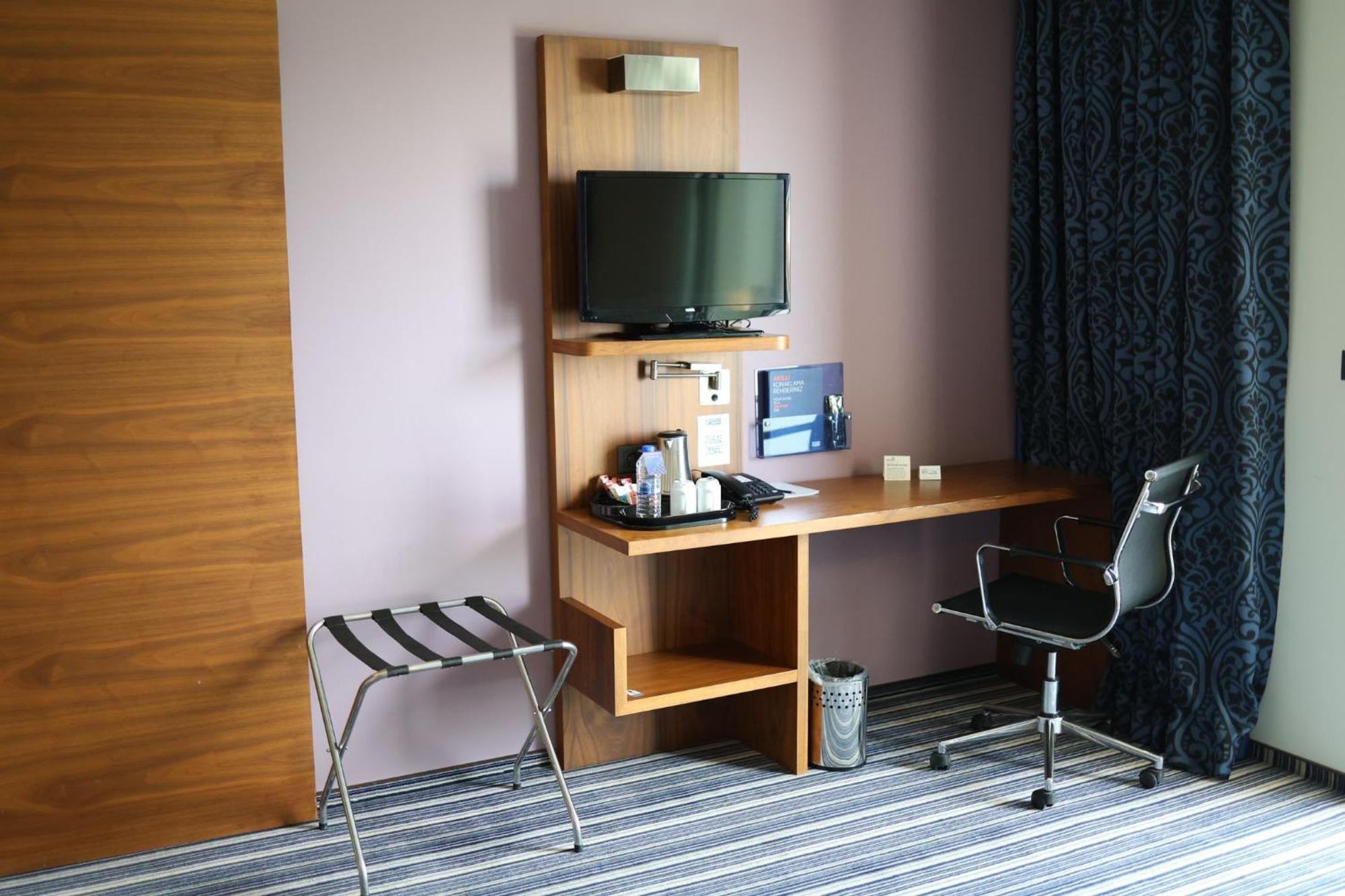 Holiday Inn Express Manisa-West By Ihg Extérieur photo