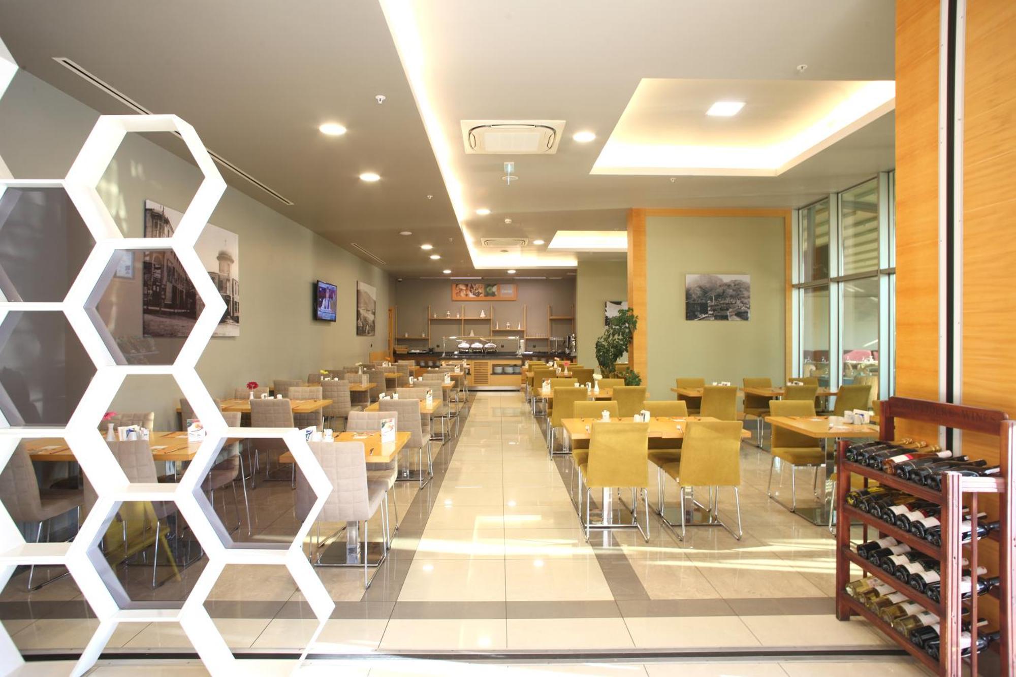 Holiday Inn Express Manisa-West By Ihg Extérieur photo